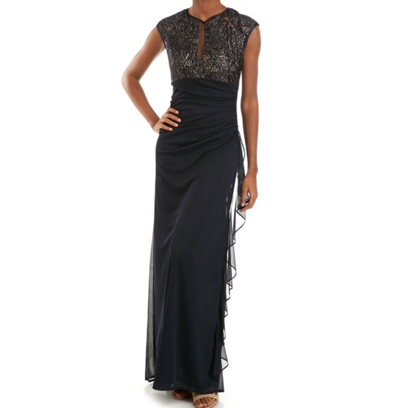 Betsy & Adam Dresses & Skirts - Gorgeous Betsy Adam lace embellished ruched dress
